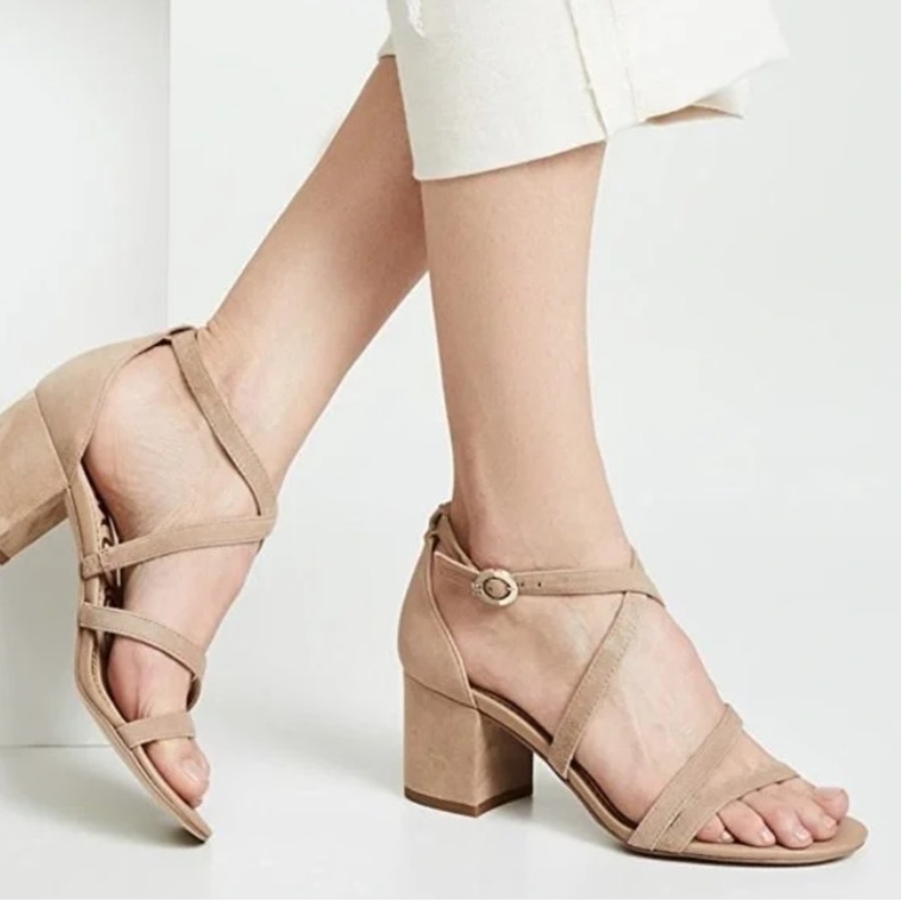 Sam Edelman Stacie Sandal block heel, Nude Size 6, like new!